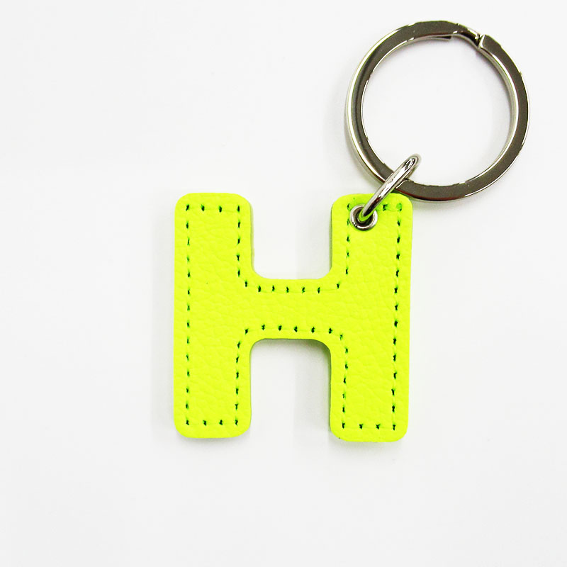 アルファベットキーホルダー H Neon YL