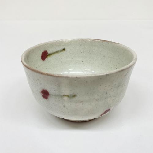 釉裏紅さくらんぼ　飯碗小　白