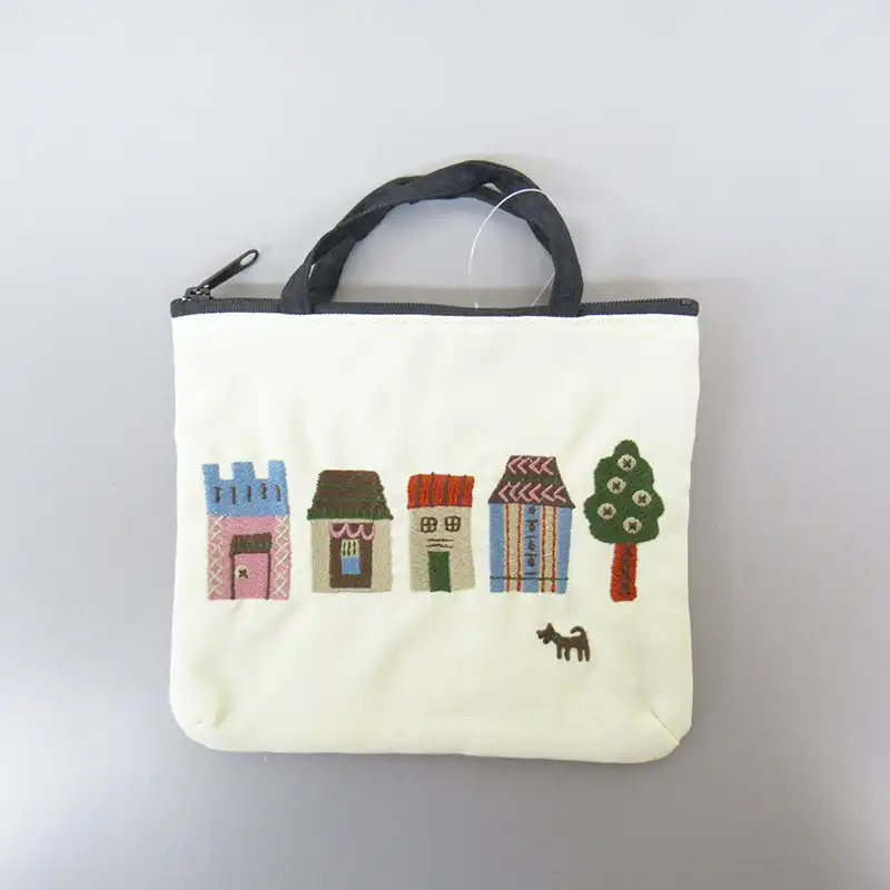 Atsuko Matano アツコ マタノ / 家 刺繍ポーチ IV【日本製】
