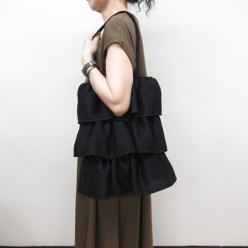 【SALE】 Design Factory メタリックフリルバッグ/BK10