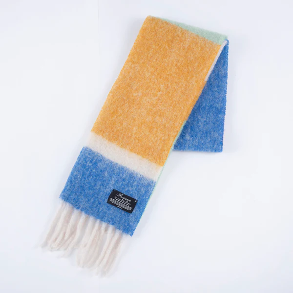 Finnisage マルチカラーブークレマフラー YE01