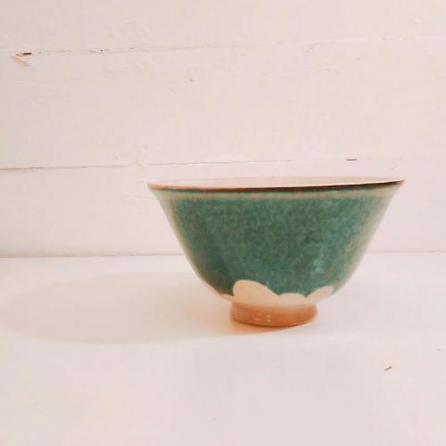 rokuro 青富士玉子茶碗